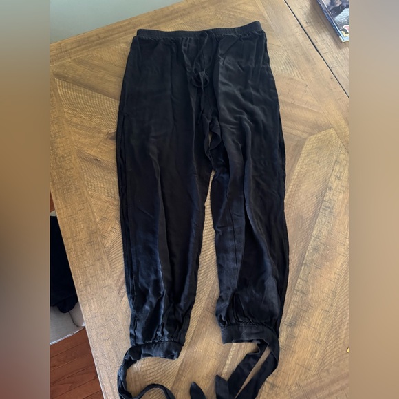 SHEIN Black Joggers with Side Slits - Picture 3 of 6